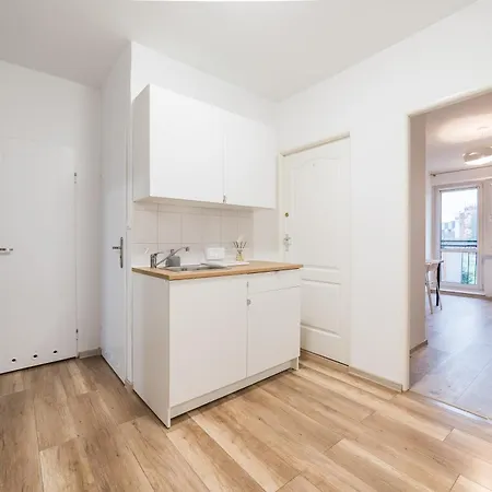 Grunwald Spacious By Bookinghost Apartman Poznań