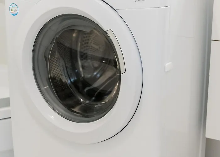 아파트 Grunwald Spacious By Bookinghost