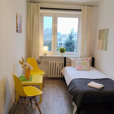 شقة Grunwald Spacious By Bookinghost بوزنان