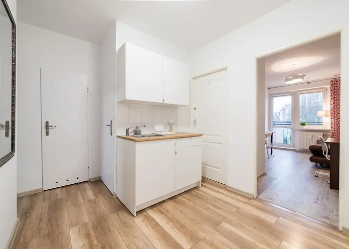 Grunwald Spacious By Bookinghost Apartment Poznan