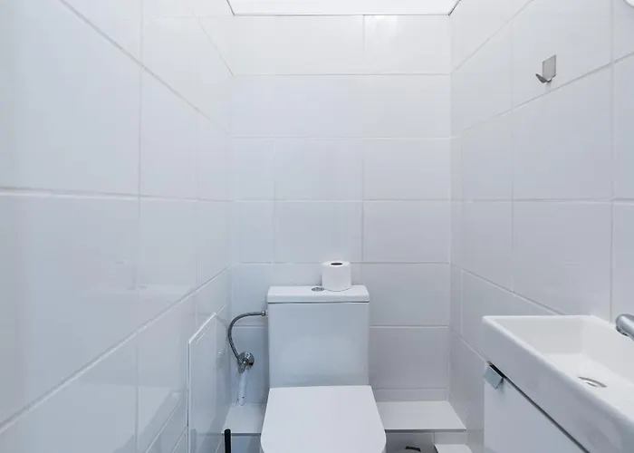 Apartment Grunwald Spacious By Bookinghost *